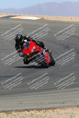 media/Mar-28-2022-Superbike Trackdays (Mon) [[b8603d0f67]]/Open Track Time/Turns 9 and 10/